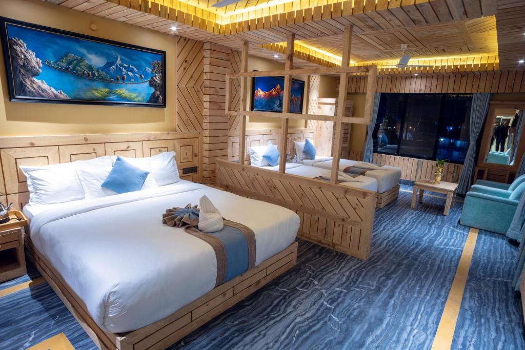 Trekkers Inn Luxury Package